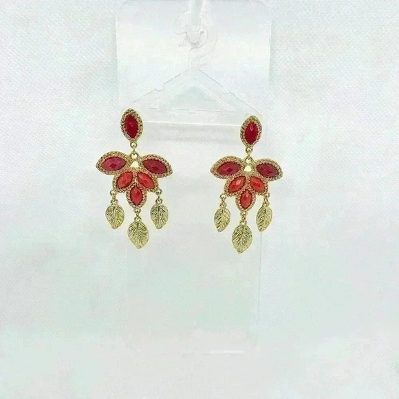 Dashing Dangling Statement Earrings in Red - Picture 4 of 4